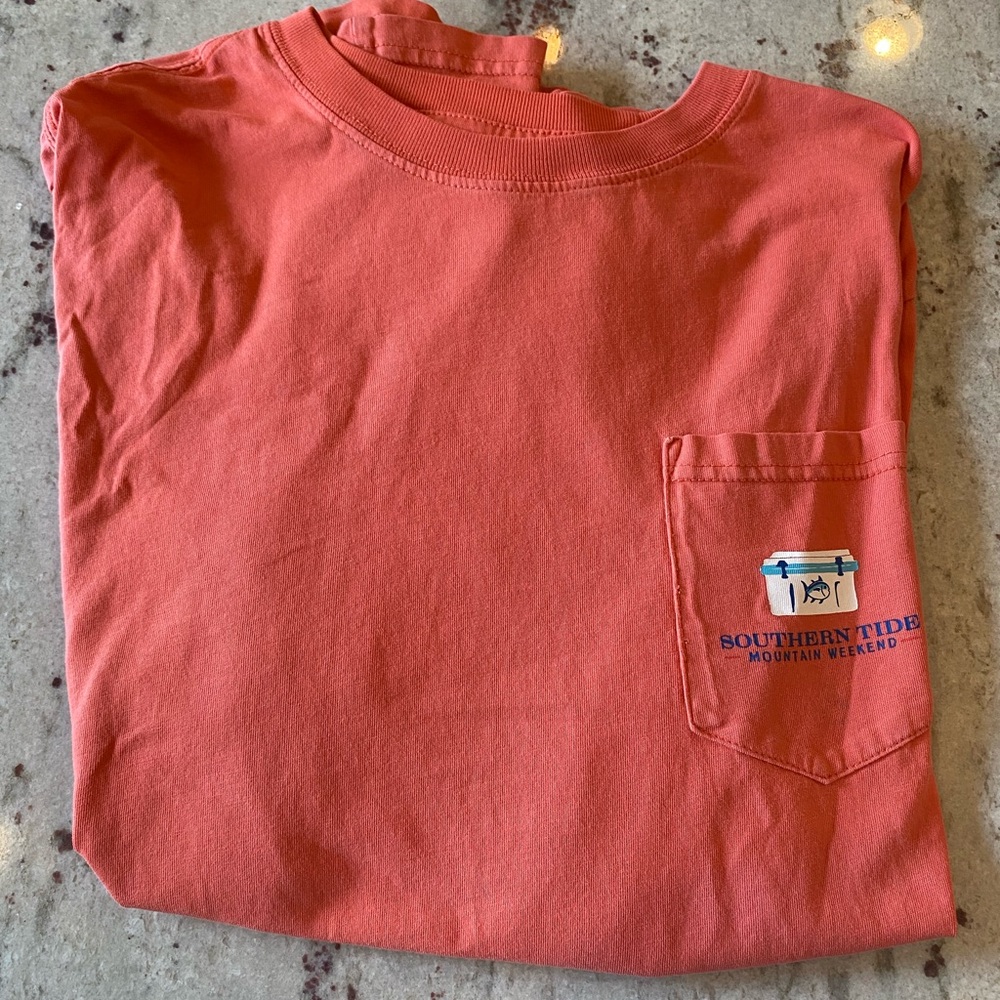 Southern Tide Men’s T Shirt - Medium